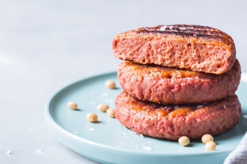 日本で展開される主要な代替肉バーガー商品