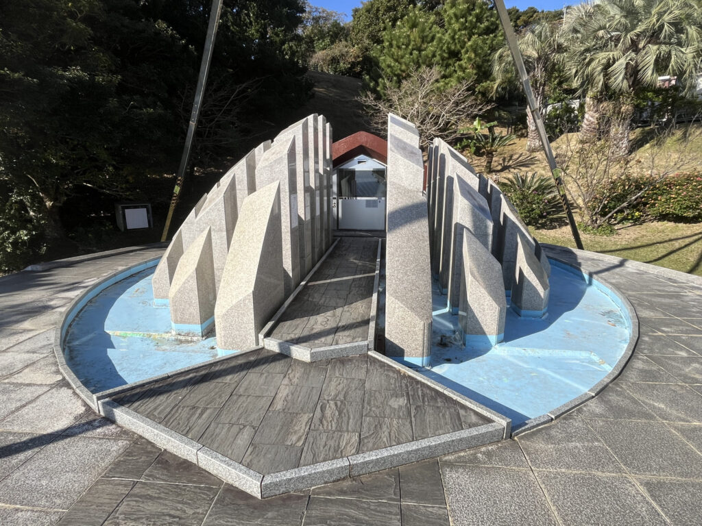 地球感謝の鐘とは何か