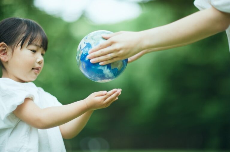 サステナビリティ教育とは？ESD教育を小学校で実践する方法を徹底解説
