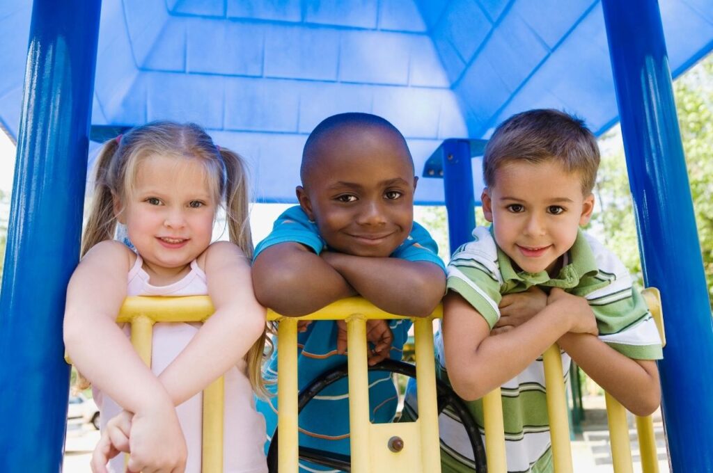 インクルーシブ遊具を導入するメリットと先進事例